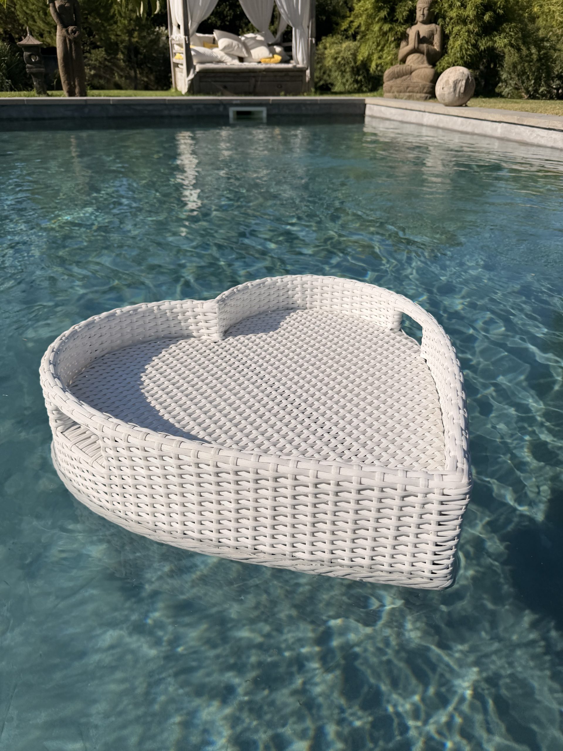 Panier flottant coeur – Image 2