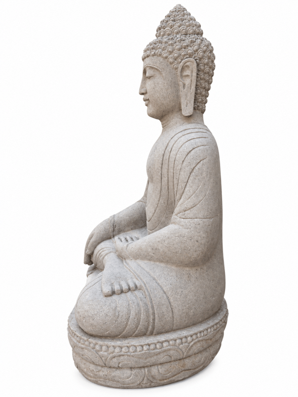 bouddha pierre de riviere meditation